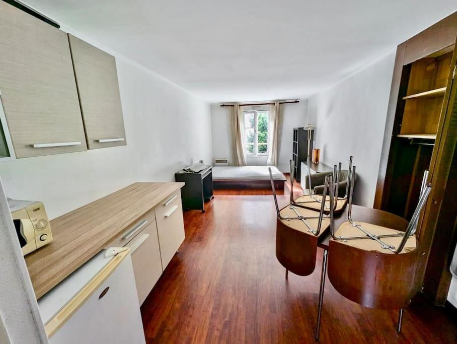 Studio Spacieux - Calme & Tout Equipe Avec Wifi Grenoble Extérieur photo